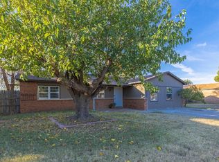 710 13th St, Shallowater, TX 79363