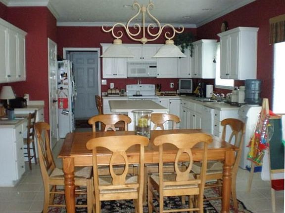 3rd image of 6901 Knollcreek Dr