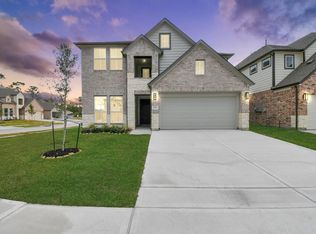 12042 Maple Oak Dr, Houston, TX 77066