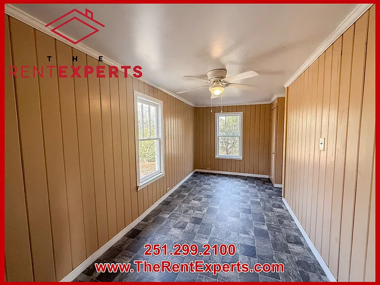 305 Mango St — Photo 9