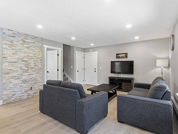 5th image of 12835 Northwoods Blvd