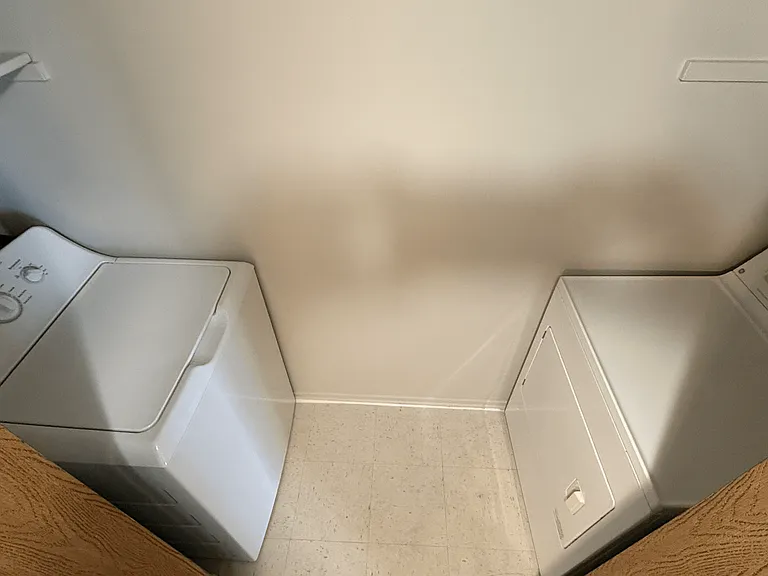 Prentiss Pointe Apartments — Photo 108