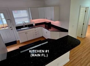 7517B Aurora Ave N, Seattle, WA 98103
