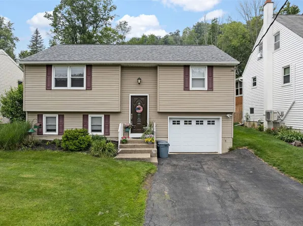 613 Nelson Rd, Johnson City, NY 13790