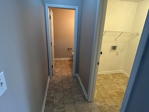 4th image of 10381 Platinum Dr
