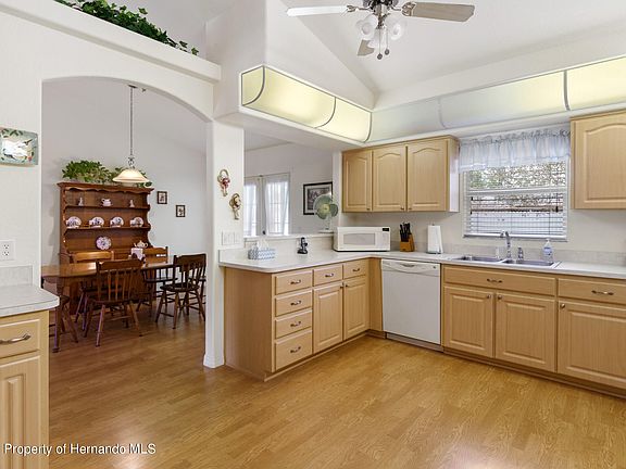 5th image of 8102 Tranquil Dr