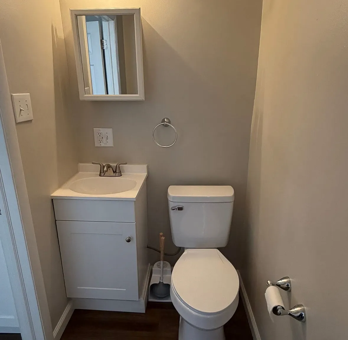 Studio Apartment — Photo 2