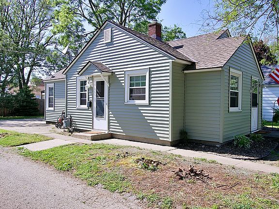 2nd image of 442 Harrison Ave