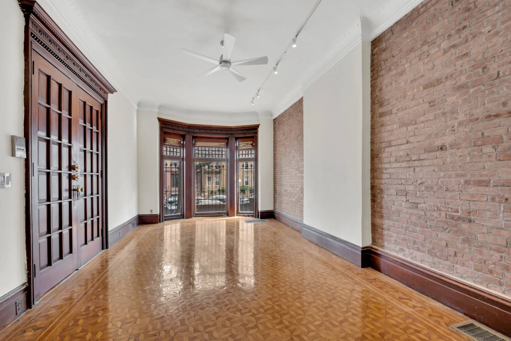 300 Clinton Avenue #1 in Clinton Hill, Brooklyn | StreetEasy
