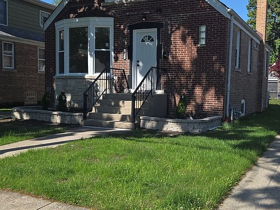 4th image of 3622 Cuyler Ave