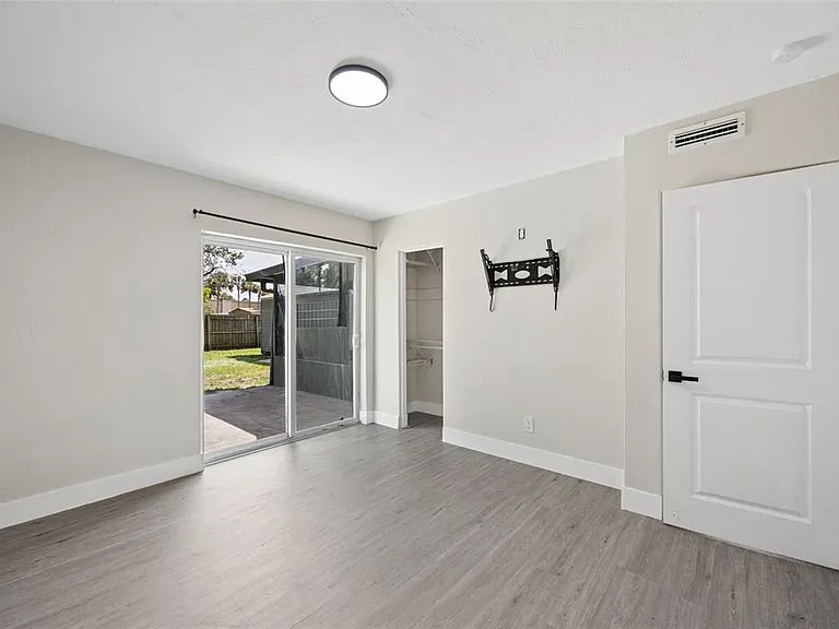 6036 Dogwood Dr — Photo 11