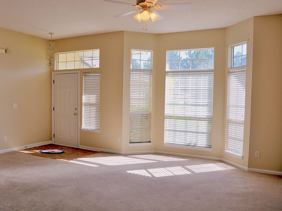 1st image of 1083 Gallant Fox Cir S