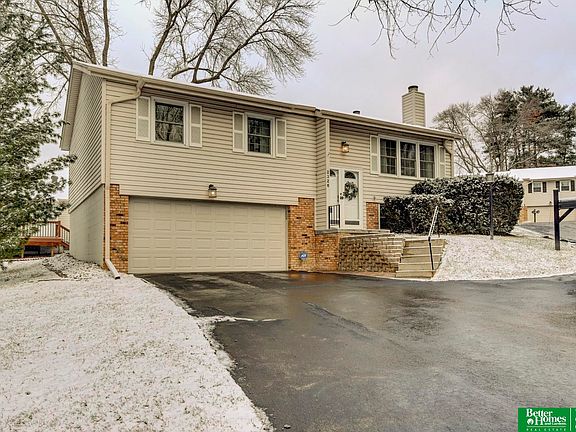 3rd image of 2326 S 118th Ct