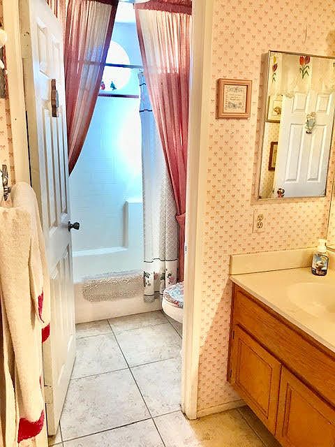 1st image of 5751 Katrina Pl
