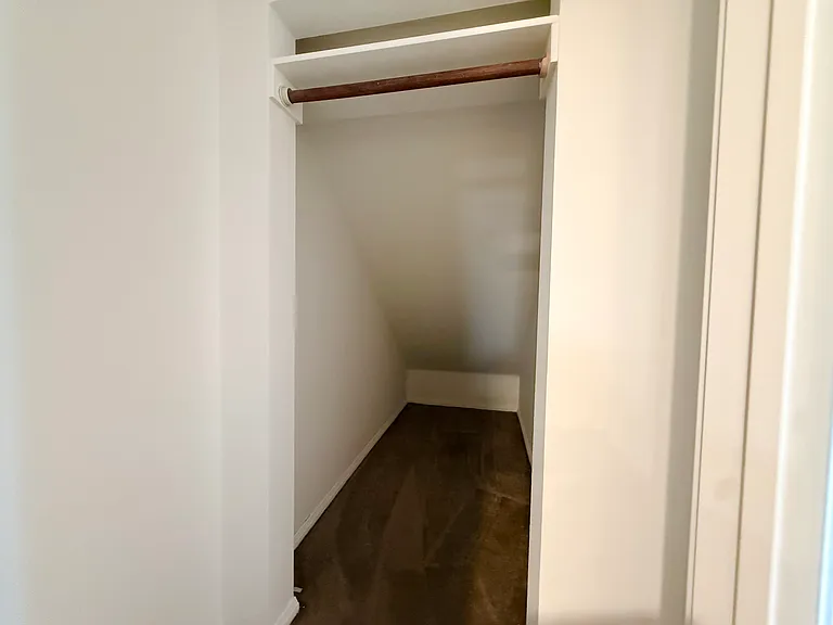 12190 Roseville Dr — Photo 10