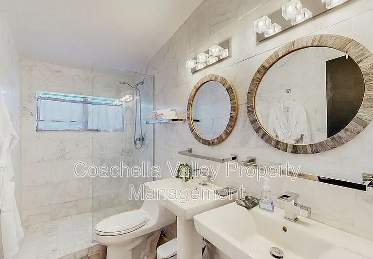 43709 Louisiana St — Photo 16