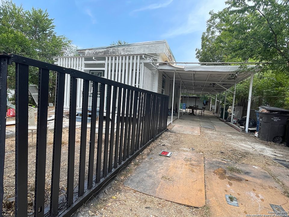 1st image of 1019 Milvid Ave