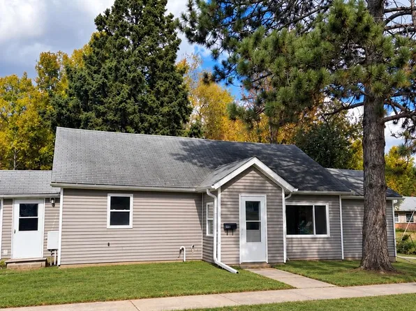 714 Division St, Park Falls, WI 54552