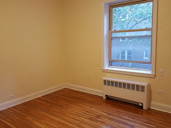 3rd image of 48-25 43rd St APT 4H