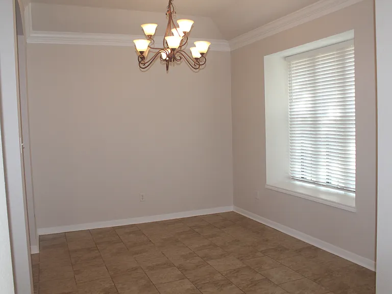 3815 Snowdance Ct — Photo 6