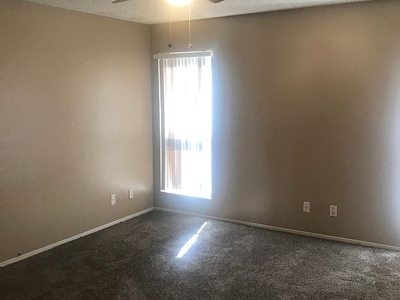 2nd image of 2821 Autumn Haze Ln