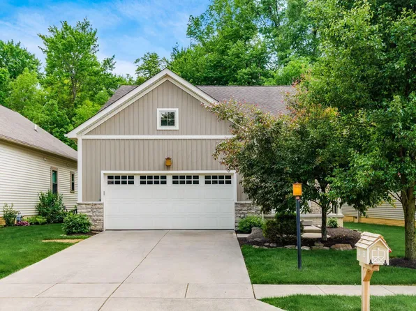 228 Autumn Way, Pataskala, OH 43062