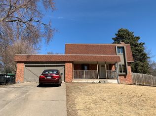 9716 Hartman Ave, Omaha, NE 68134