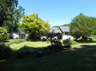 90074 Greenwood Dr, Walterville, OR 97489