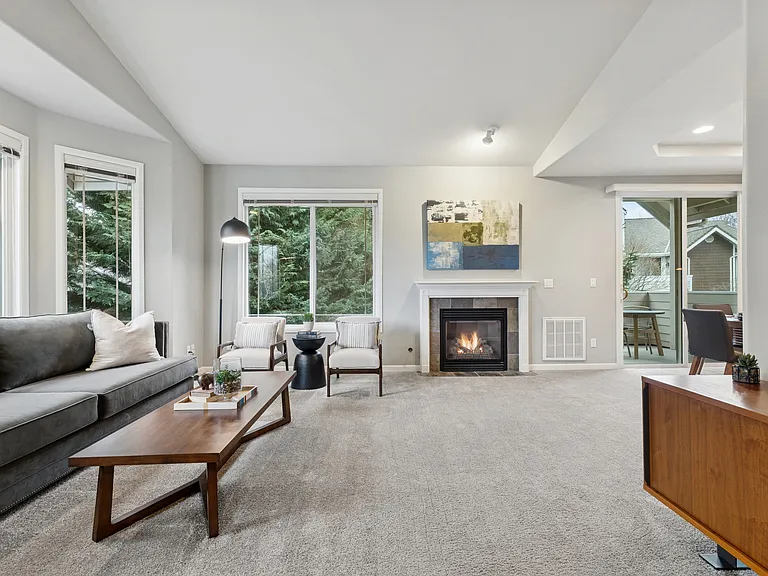 Oversized Spacious Floor Plans
