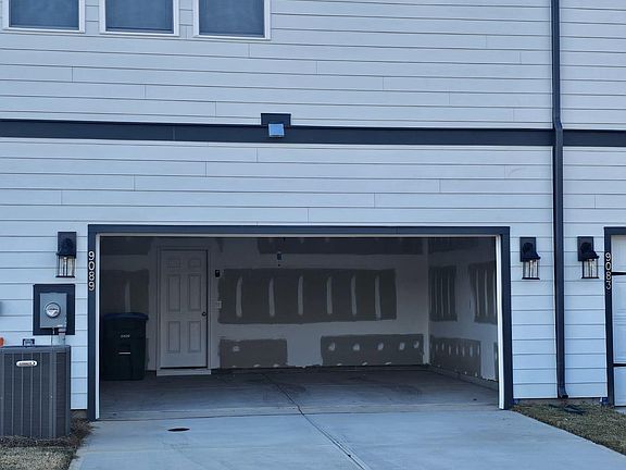 2nd image of 9089 Harwen Ln