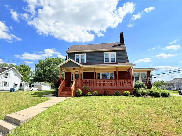 963 Warren Ave, Niles, OH 44446