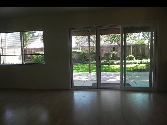 3rd image of 1356 Jean Ave