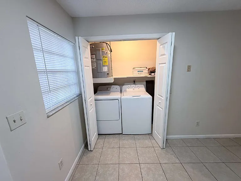 702 W Park St #702 — Photo 7