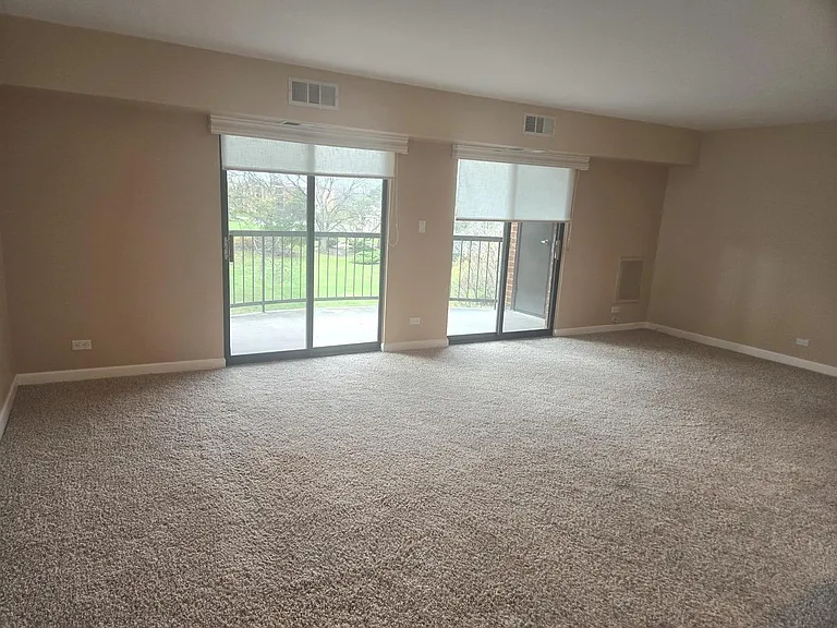 1605 E Central Rd #322C — Photo 6