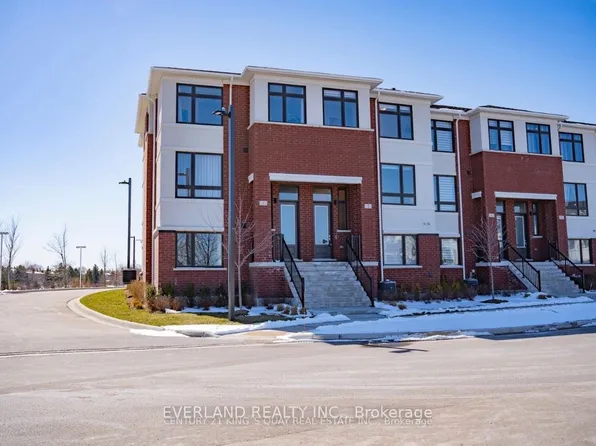 3 William Russell Ln, Richmond Hill, ON L4C 5S6