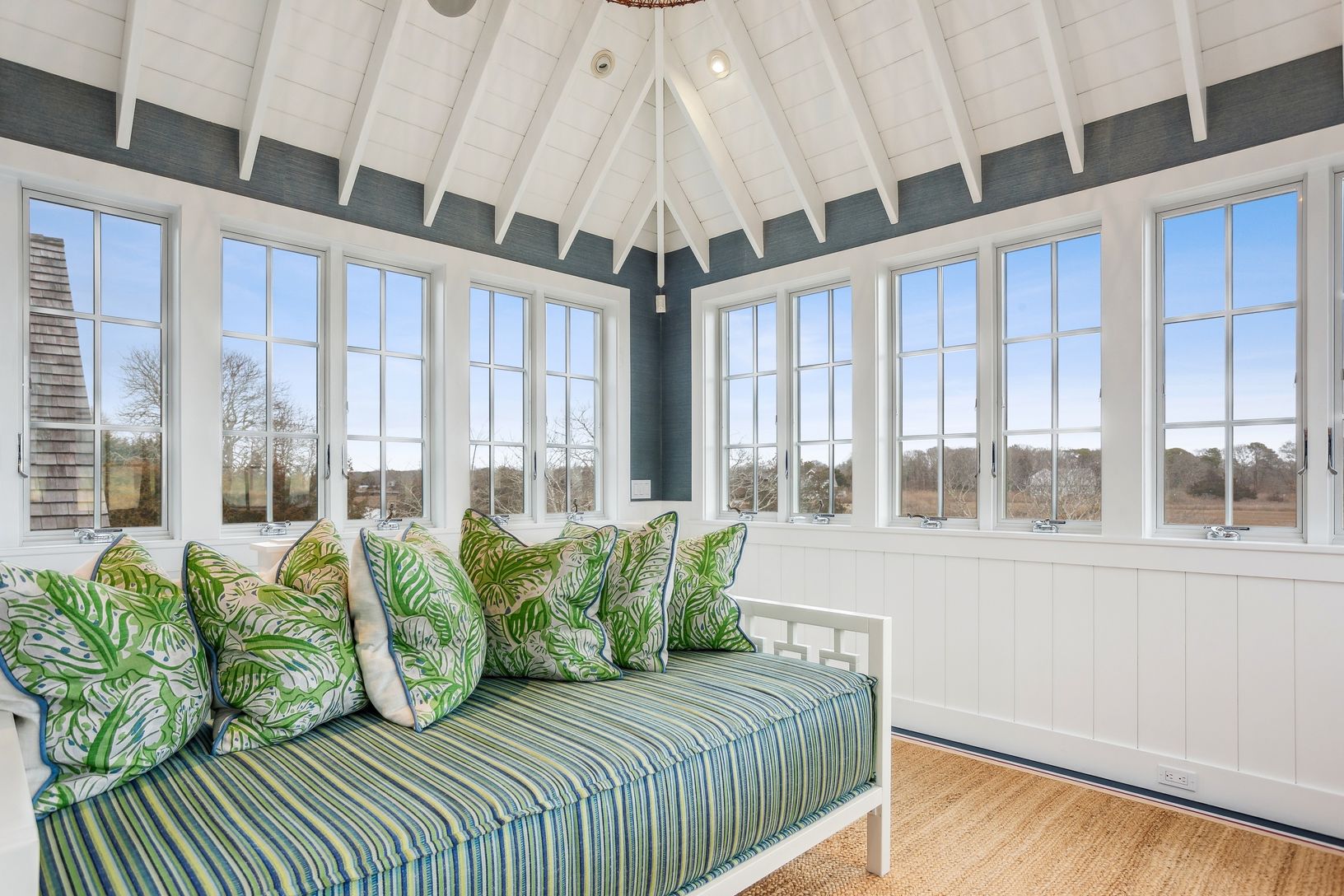  Crow’s Nest Nook with a view