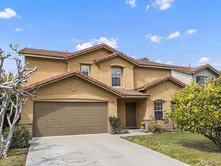 16474 Denhaven Ct — Photo 1