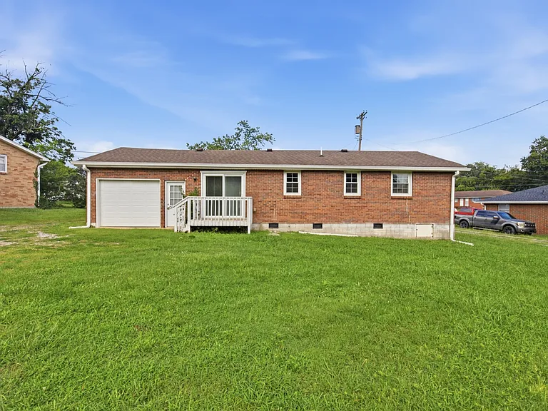 305 Becklea Dr — Photo 19