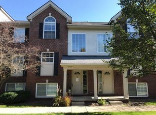 3134 Promenade Cir, Ann Arbor, MI 48108