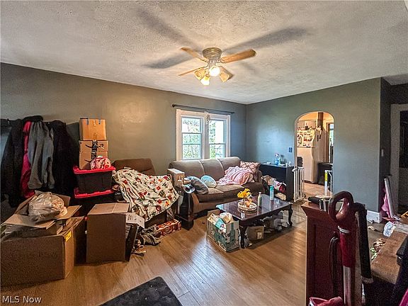 5th image of 242 Liberty St