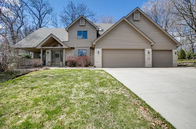 1st image of 4829 Four Seasons Dr