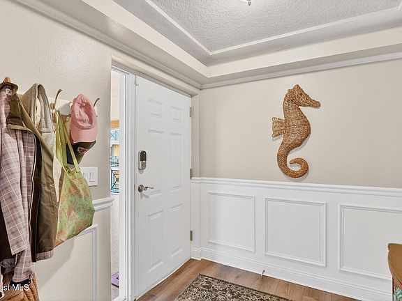 3rd image of 8472 Ridgewood Ave Unit 304