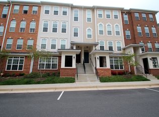 14266B Woven Willow Ln, Centreville, VA 20121