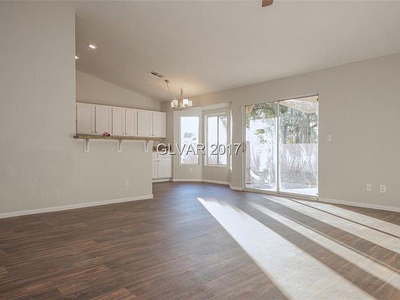 5th image of 7525 Wittig Ave