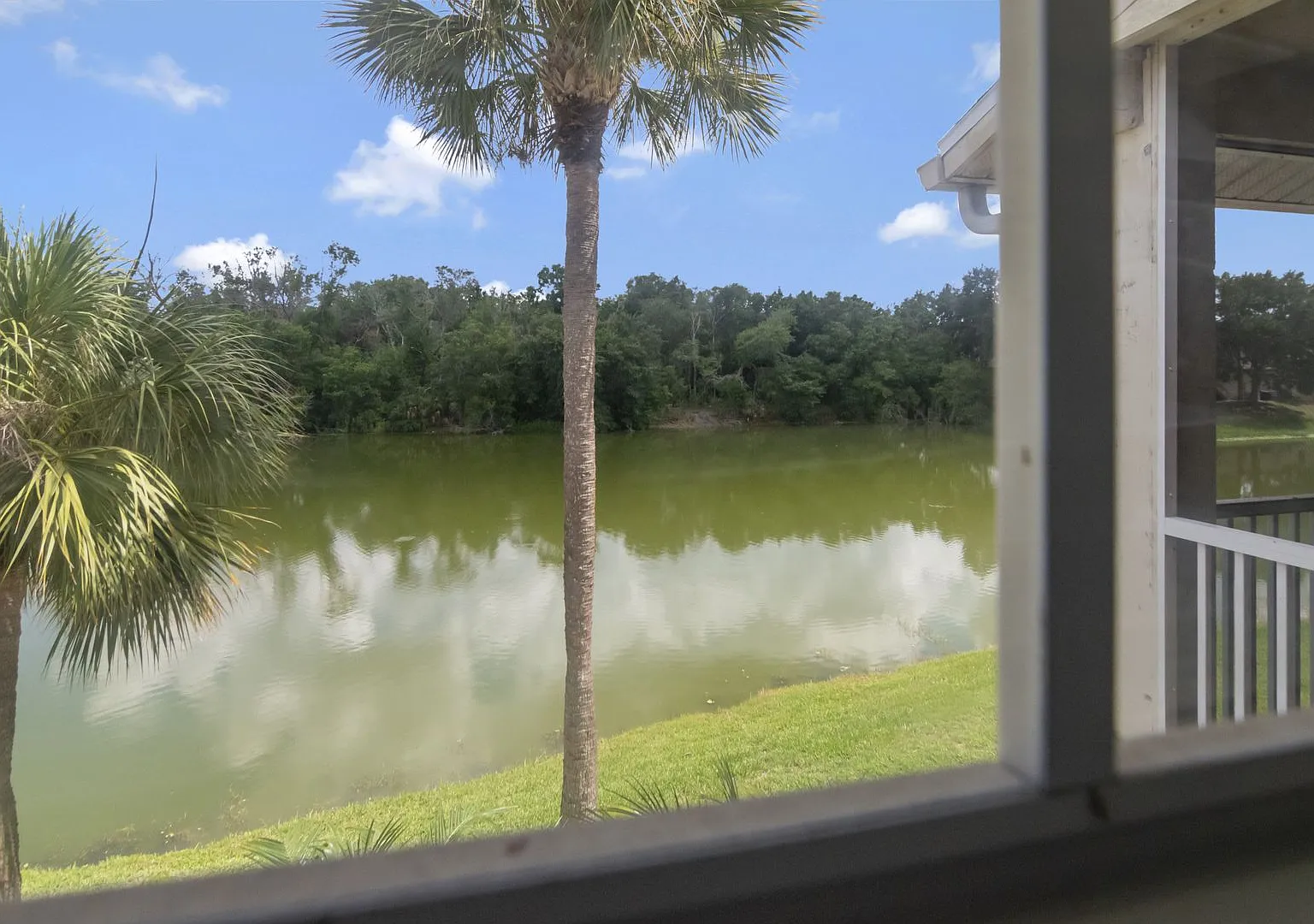 2/2 over looking Pond in Brandon — Photo 2