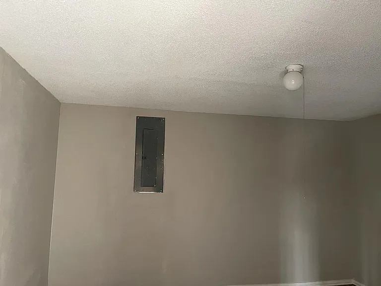 4112 FM 118 — Photo 24