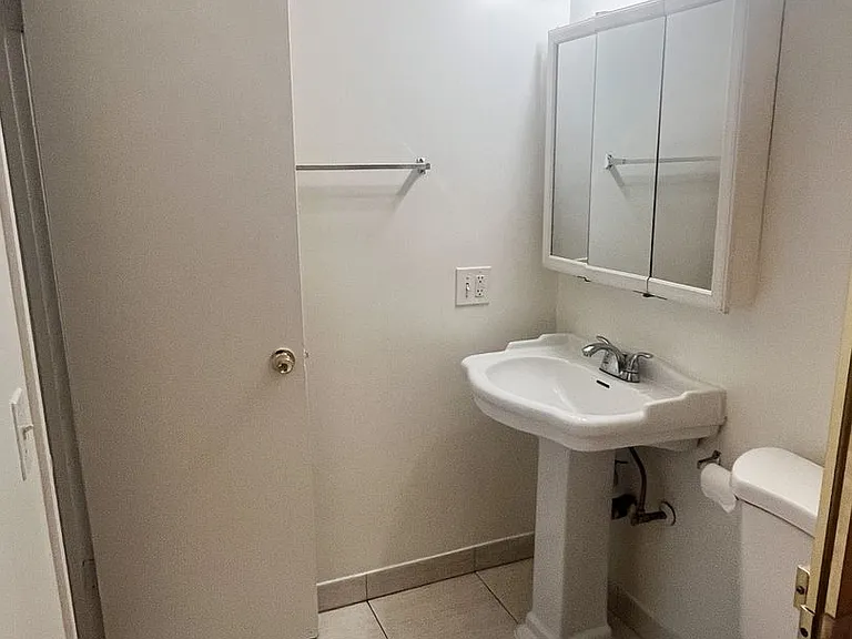 826 Harvard, LLC — Photo 13