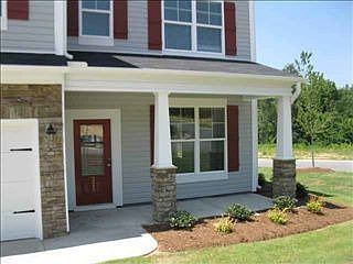 2nd image of 325 Damascus Dr