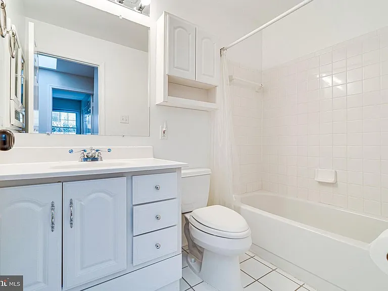 3022 Dower House Dr — Photo 47
