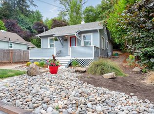 216 Pearl St, Oregon City, OR